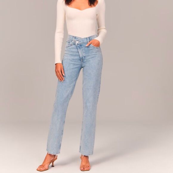 Abercrombie & Fitch Denim - Abercrombie Women Ultra High Rise 90s Straight Jean Criss-Cross Waistband 33 NWT
